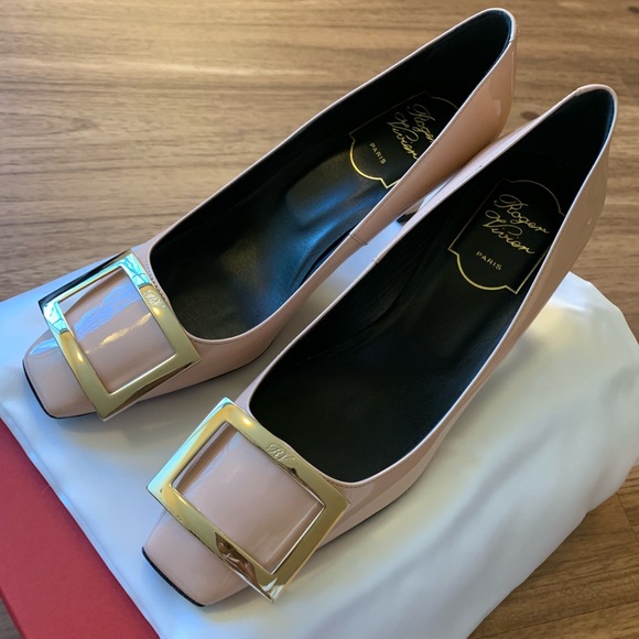 Roger Vivier Shoes - Pink Belle Trompette In Patent Leather Pumps